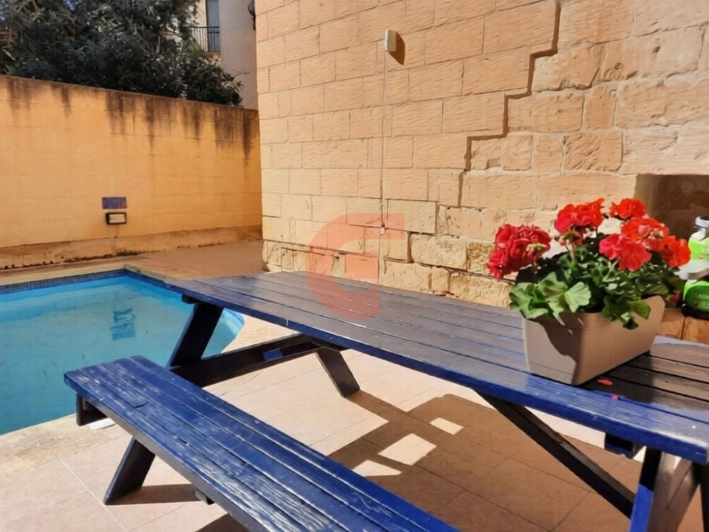 a0868d07-8435-4d9a-8f41-401094a147f3