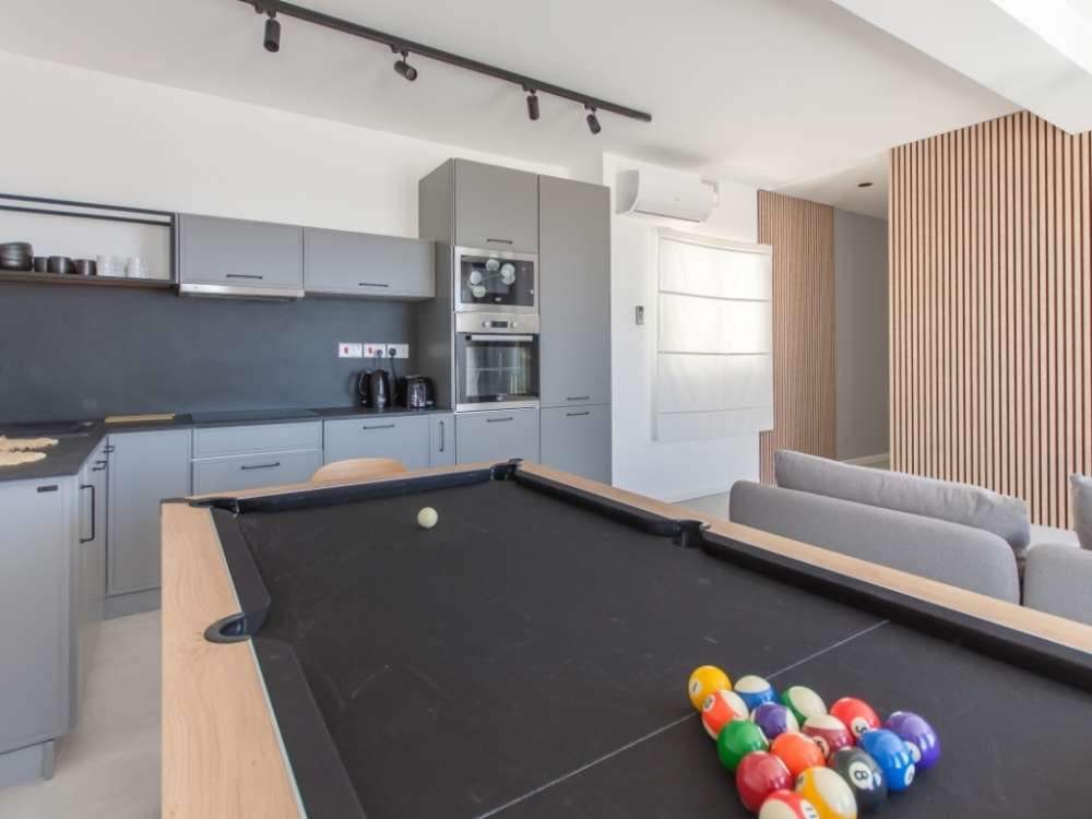 WhatsApp Image 2025-11-11 at 21.07.15 WhatsApp Image 2025-11-11 at 21.07.15