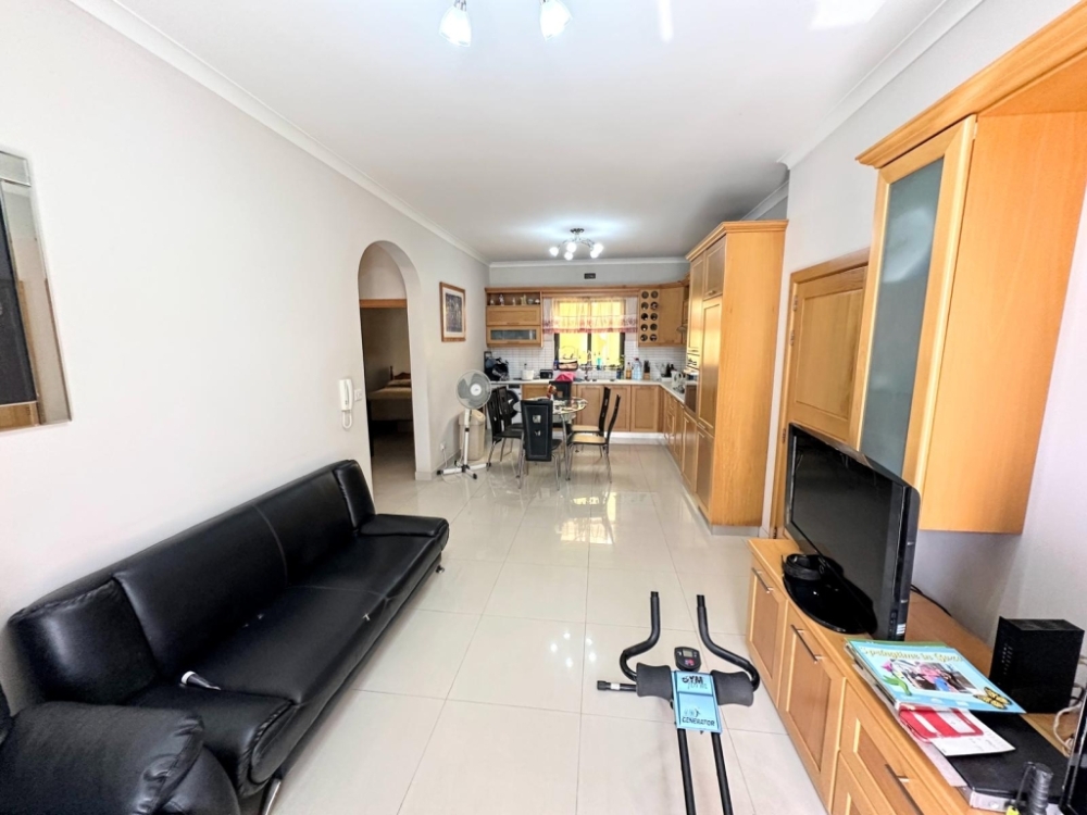 WhatsApp Image 2025-12-15 at 19.02.24 (1)