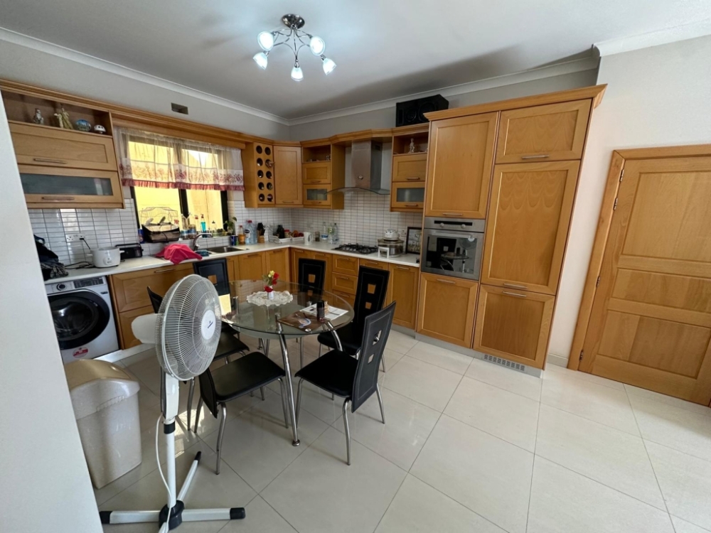 WhatsApp Image 2025-12-15 at 19.02.25 (2)