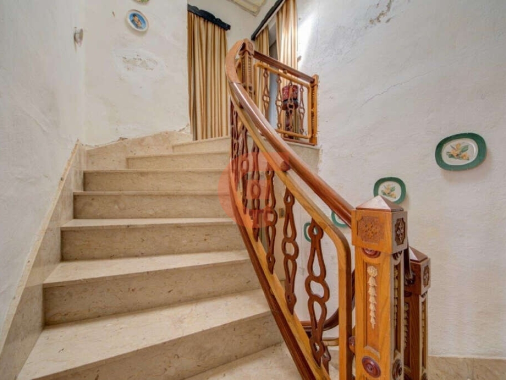 cebed7d1-21eb-494d-b2d7-fb7517bb37cb