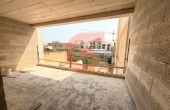 GE4152, Large Second Floor Apartment